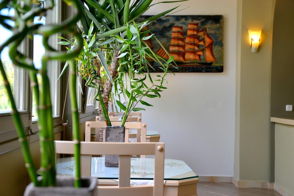 Zephyros Hotel คามารี ภายนอก รูปภาพ