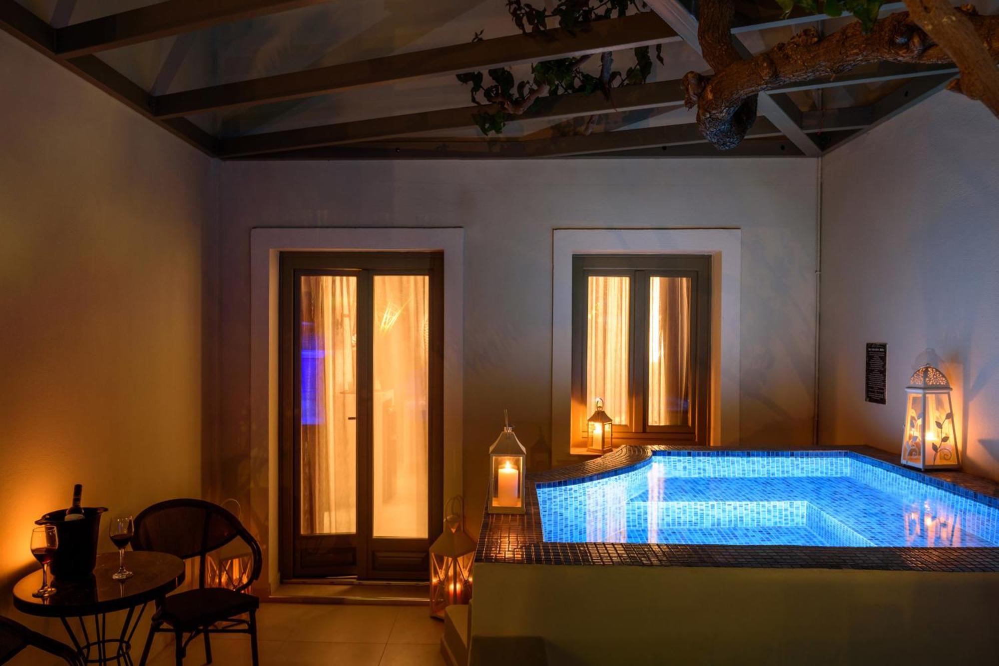 Zephyros Hotel คามารี ภายนอก รูปภาพ